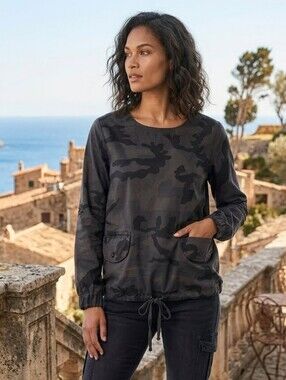 Shine Camouflage Top